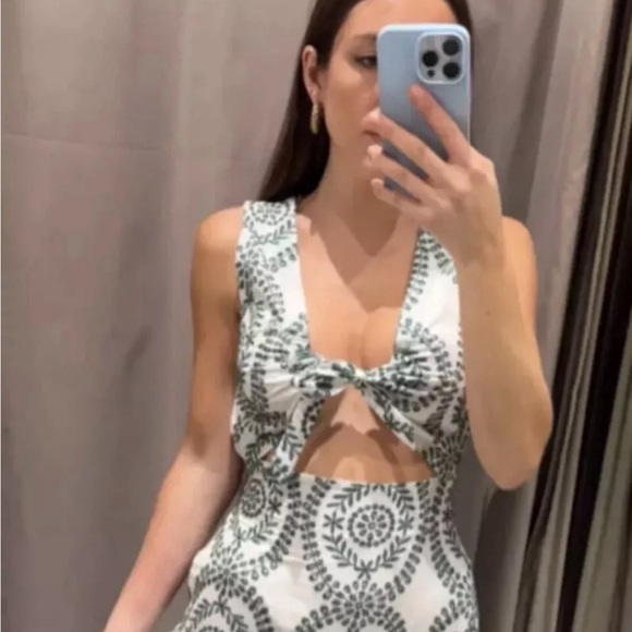 ZARA PERFORATED KNOTTED EMBROIDERED DRESS - Picture 10 of 11